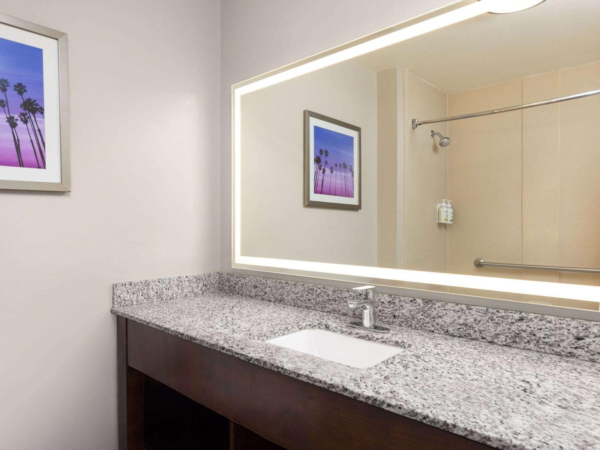 La Quinta By Wyndham Santa Clarita - Valencia Hotel Stevenson Ranch Luaran gambar