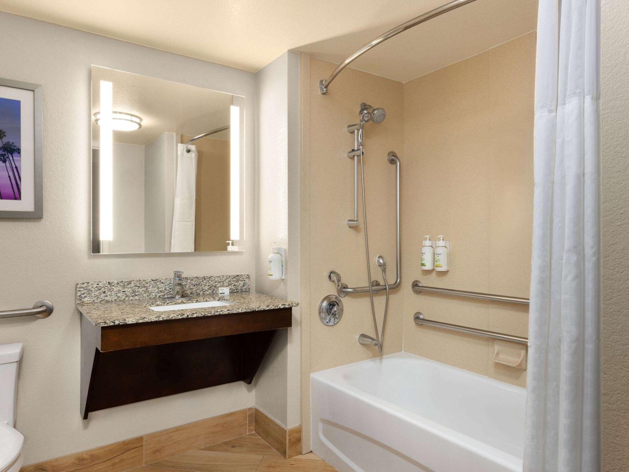 La Quinta By Wyndham Santa Clarita - Valencia Hotel Stevenson Ranch Luaran gambar